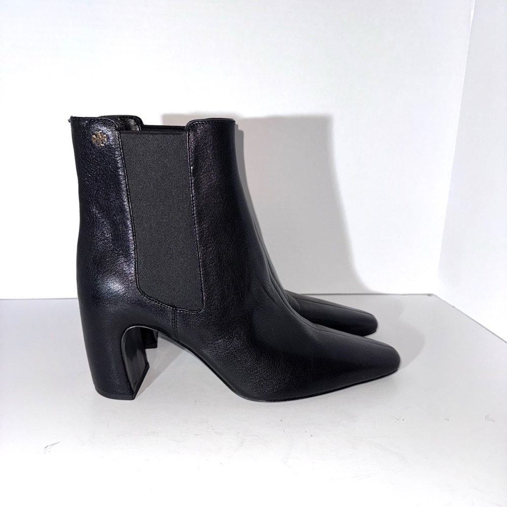 Tory Burch Banana Chelsea Boots